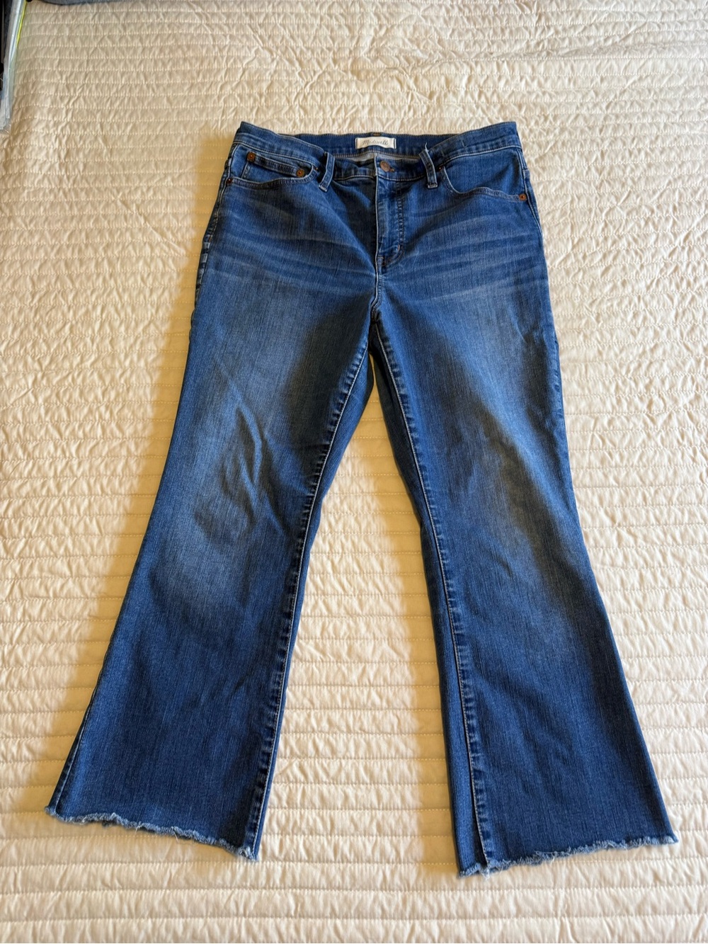 Madewell Cali Demi-Boot Jeans | Size 31 | Medium Wash | Raw Hem